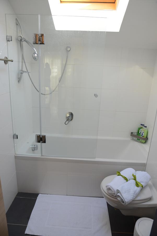 Saidoff, Amazing 4 Bedroom 3 Bath In City Center, Pool, Parking!!! Kudüs Dış mekan fotoğraf