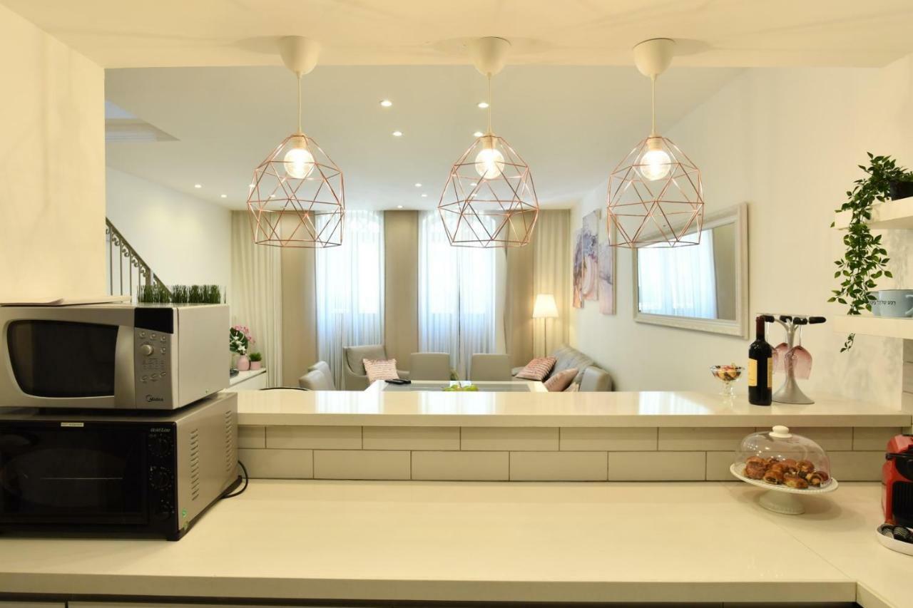 Saidoff, Amazing 4 Bedroom 3 Bath In City Center, Pool, Parking!!! Kudüs Dış mekan fotoğraf